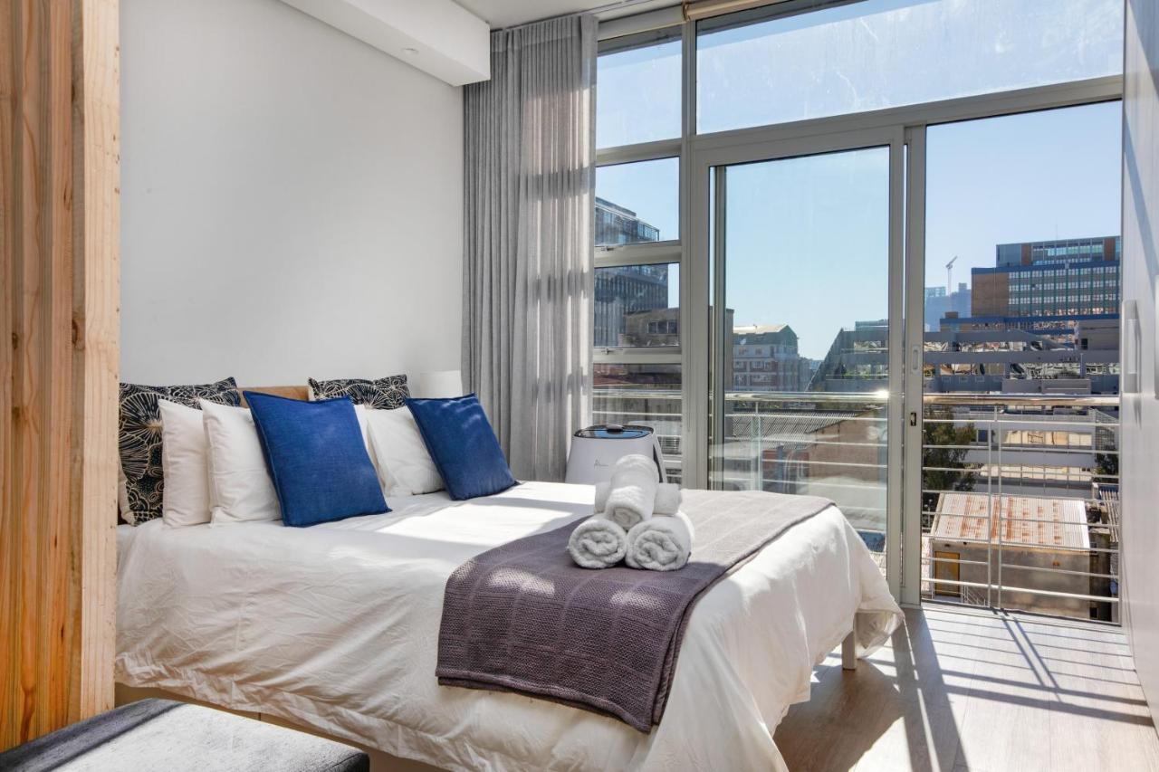 Backup-Powered Trendy Ny City Apartment At Table Mountain Cape Town Exterior photo